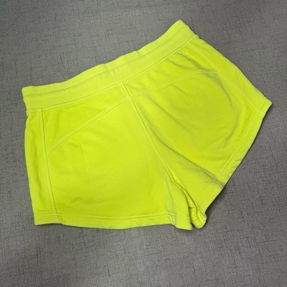 Lululemon Inner Glow High Rise Shorts Neon Yellow Highlighter Short Size 12 - Picture 7 of 8
